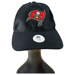 NFL Team Apparel Tampa Bay Buccaneers Adjustable One Size Hat NEW with Tags